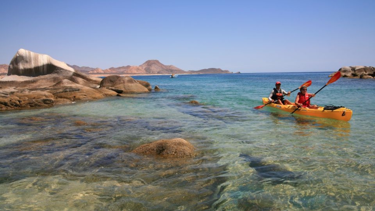 Kayakers paddling in Cabo Pulmo