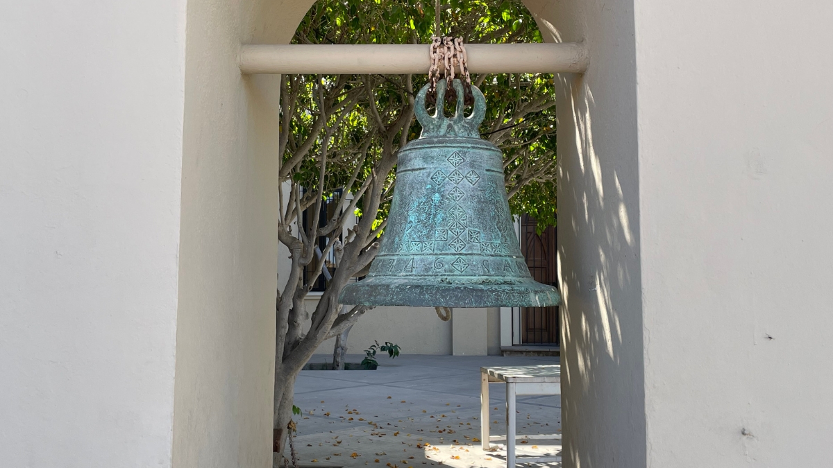 Image of Cabo San Lucas Church bell from the 1700s.