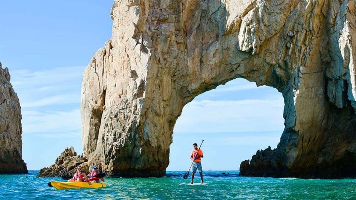 Kayaking To The Arch In Cabo San Lucas