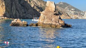 Pelican Rock protected snorkel site